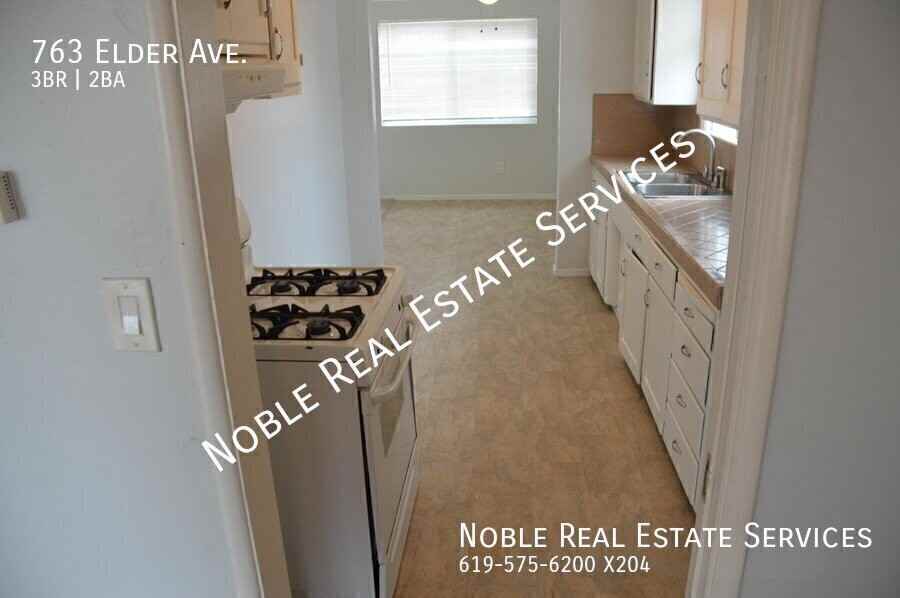 763 Elder Ave - Photo 5 of 34