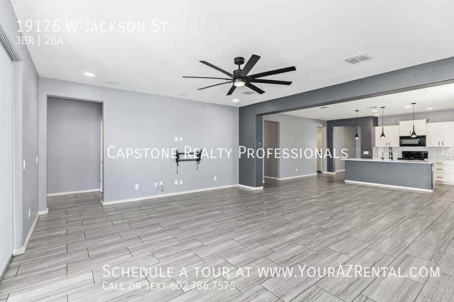 19176 W Jackson St - Photo 3 of 23