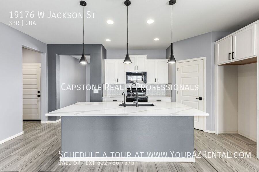 19176 W Jackson St - Photo 5 of 23