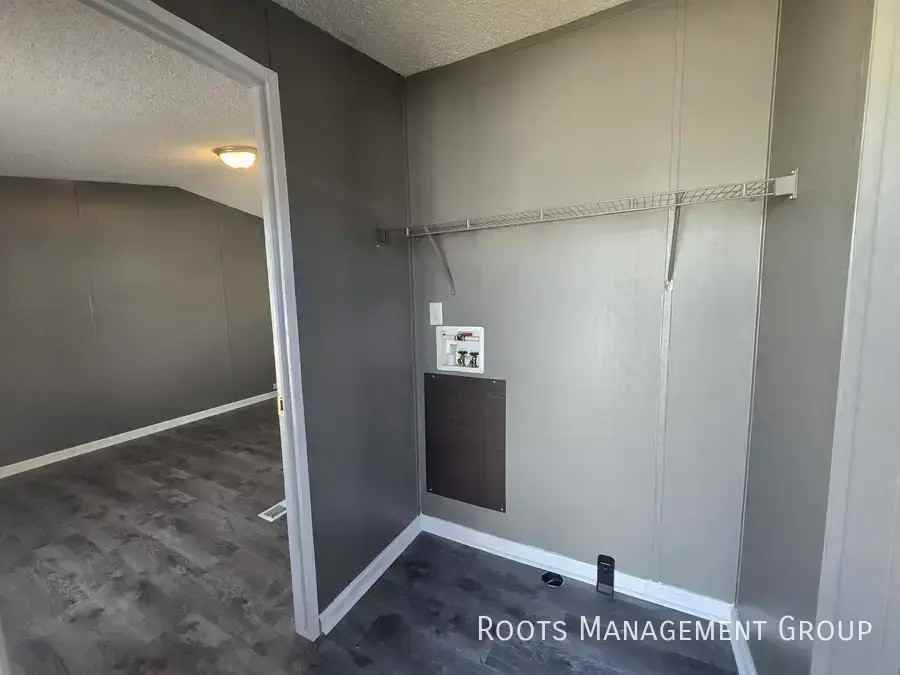 1127 Wildwood Dr #100 - Photo 7 of 20