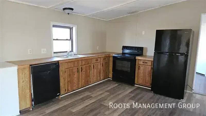 20828 Alliger Rd #80 - Photo 3 of 16