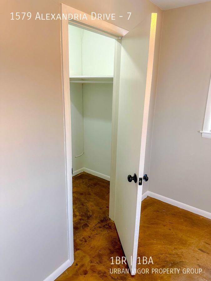 1579 Alexandria Dr #7 - Photo 3 of 33