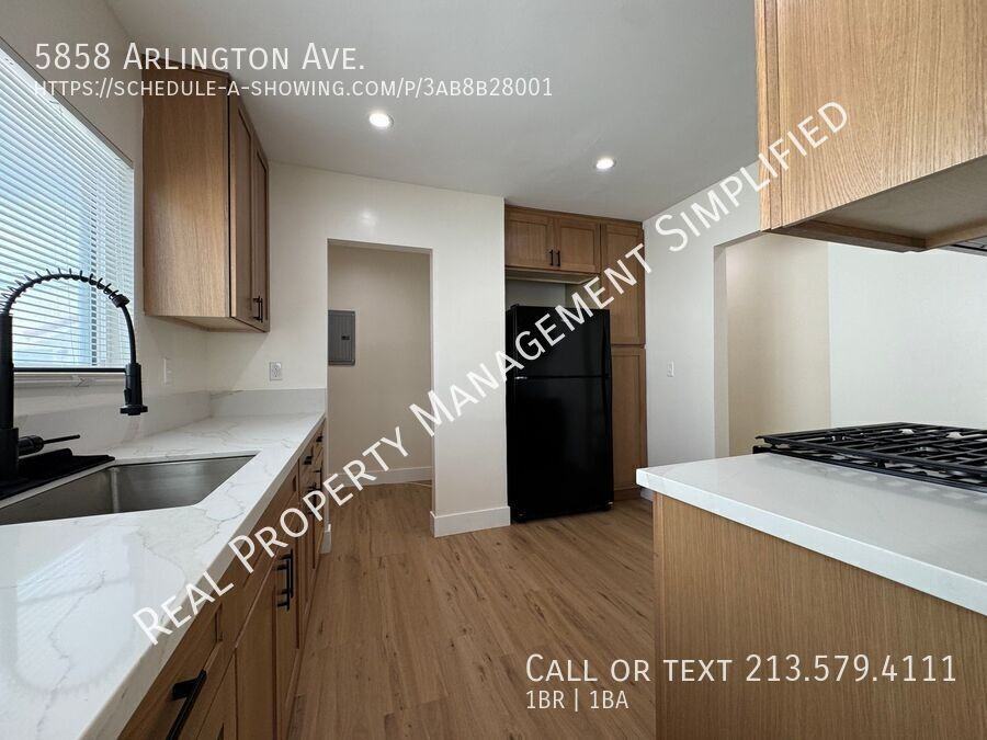 5858 Arlington Ave - Photo 2 of 11