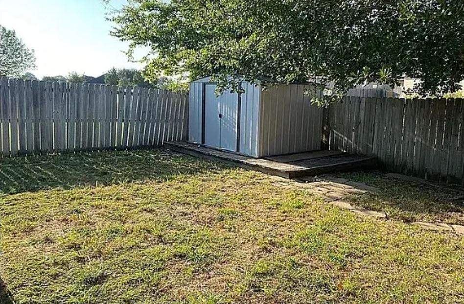 2314 Axis Ct #NA - Photo 3 of 3