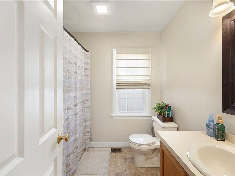 245 Mayfield Ave #NA - Photo 3 of 13