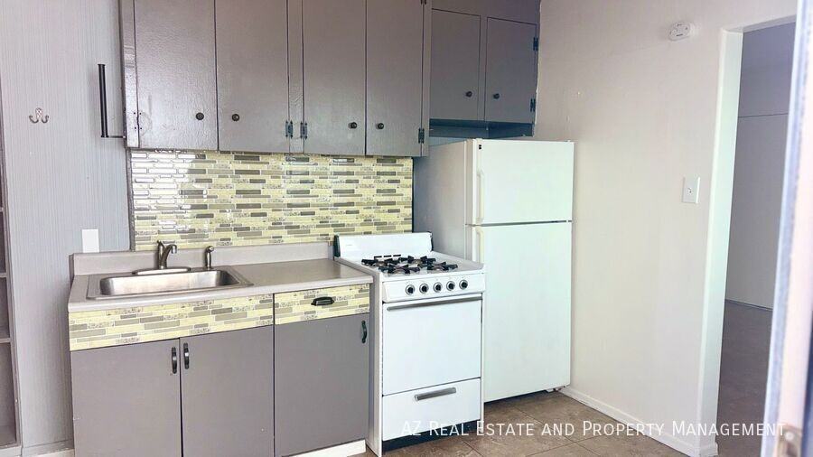 1505 N 15th Ave - Photo 6 of 12