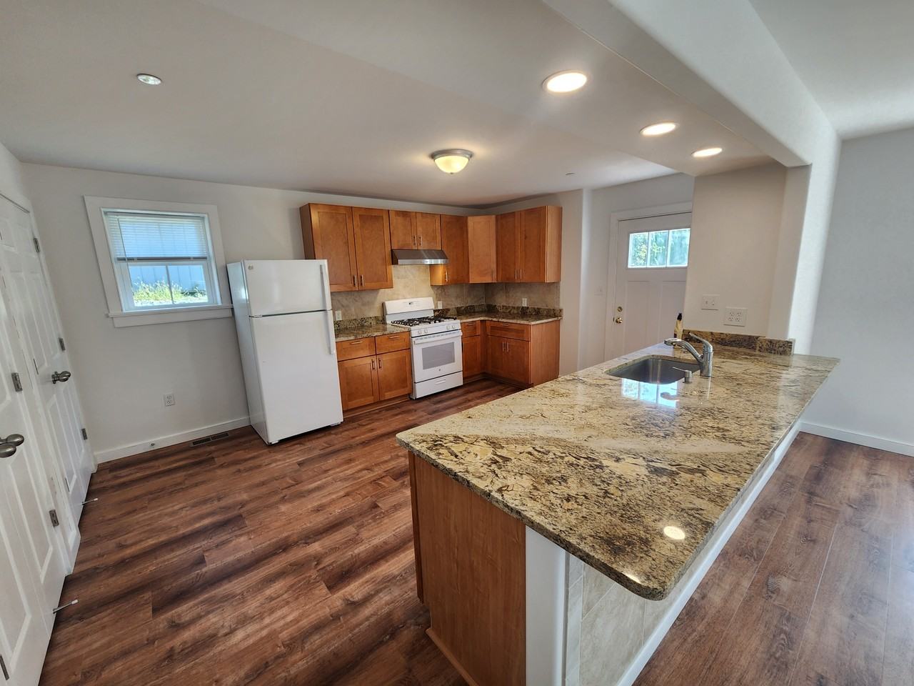 2944 Main St #3 - Photo 3 of 11