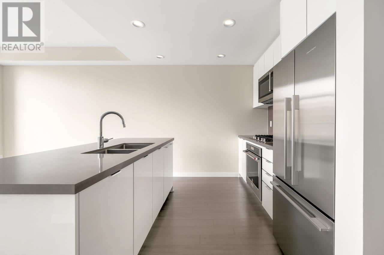 255 West 1st Street #417 - Photo 6 of 23