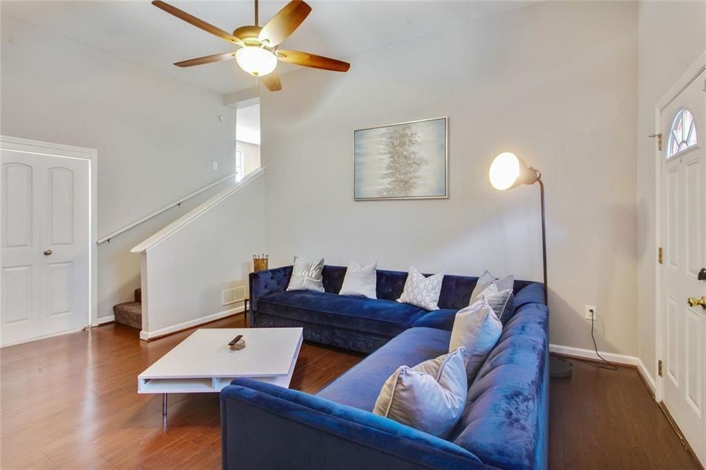 99 Ericson St Se - Photo 2 of 20