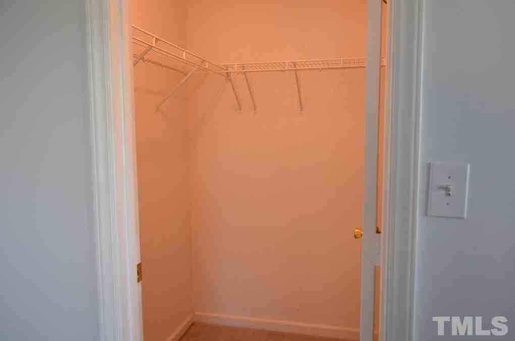 1120 Carlton Ave - Photo 5 of 5