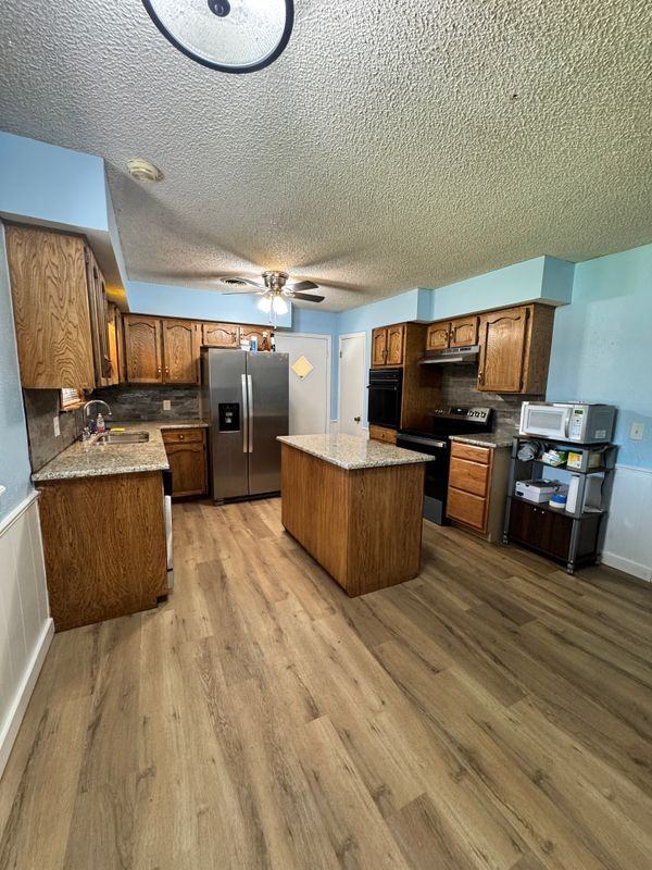 607 Lehigh Ave - Photo 6 of 20