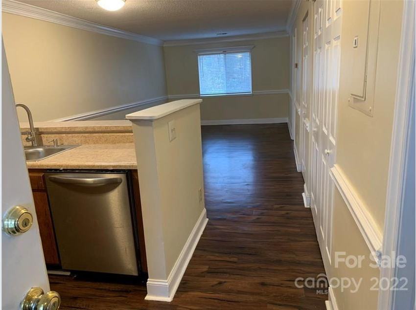 1572 Eagles Pl #L203 - Photo 4 of 19