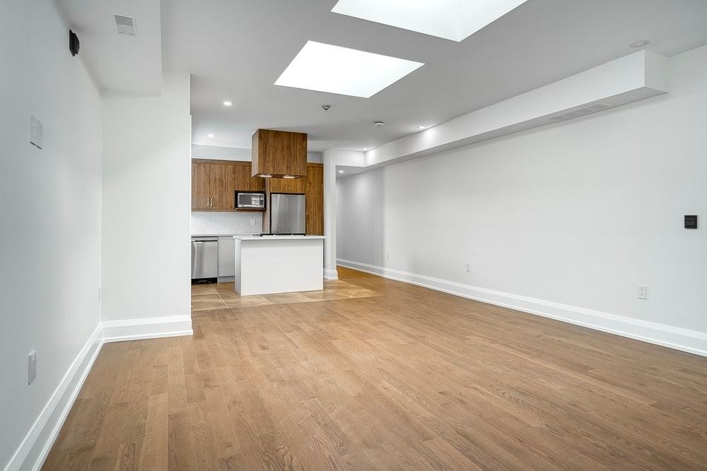 2579 Yonge Street #202 - Photo 6 of 15