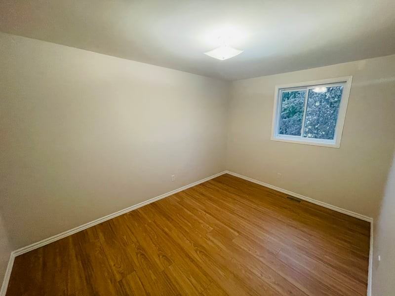 7922 Decarie Drive - Photo 6 of 13