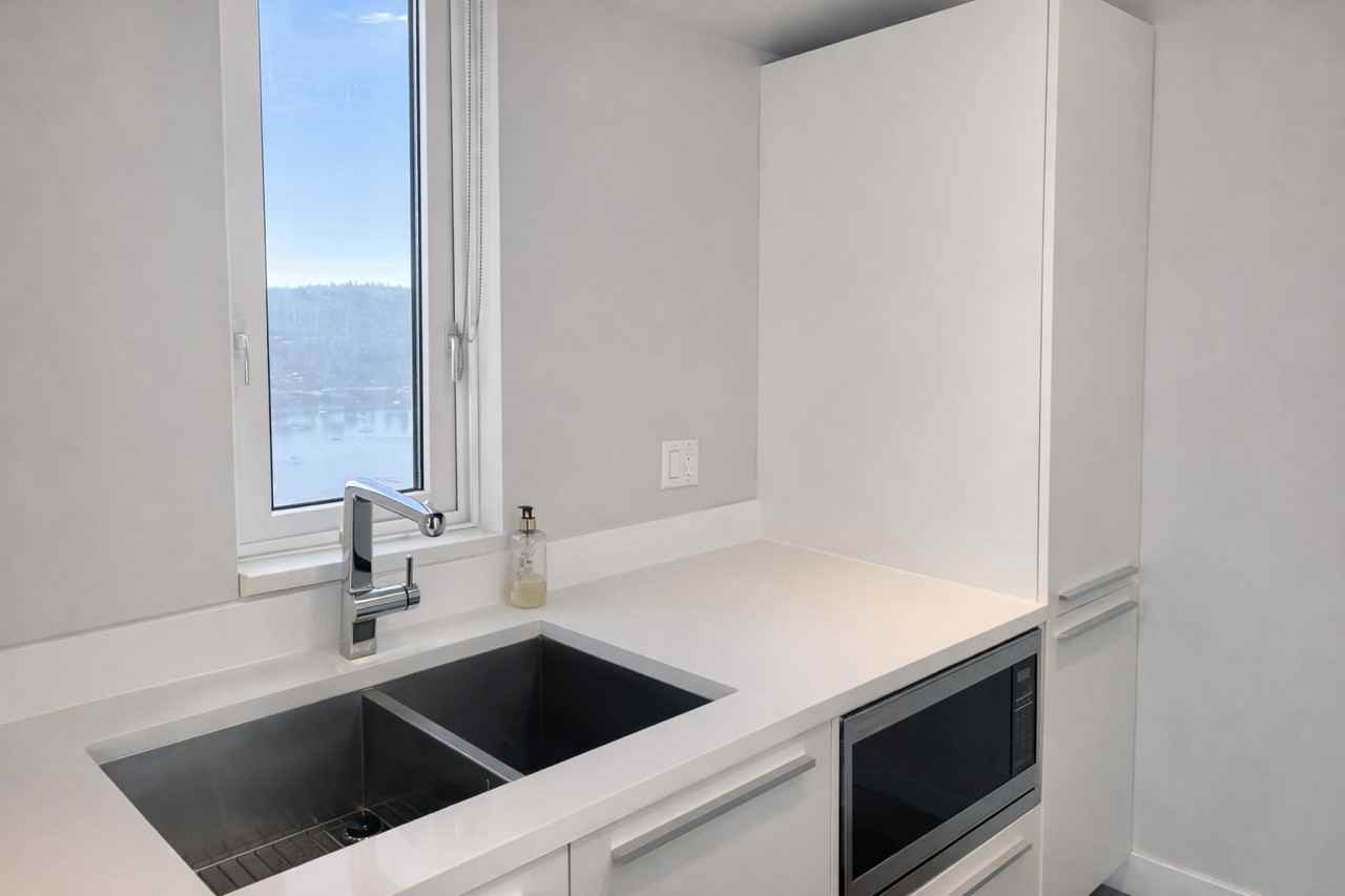 1323 Homer St - Photo 2 of 15