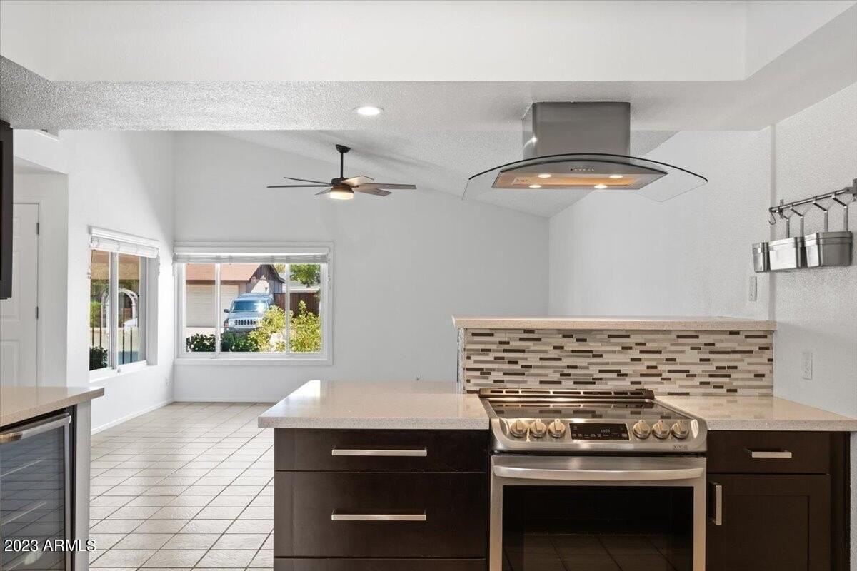 667 W Pecos Ave - Photo 4 of 19