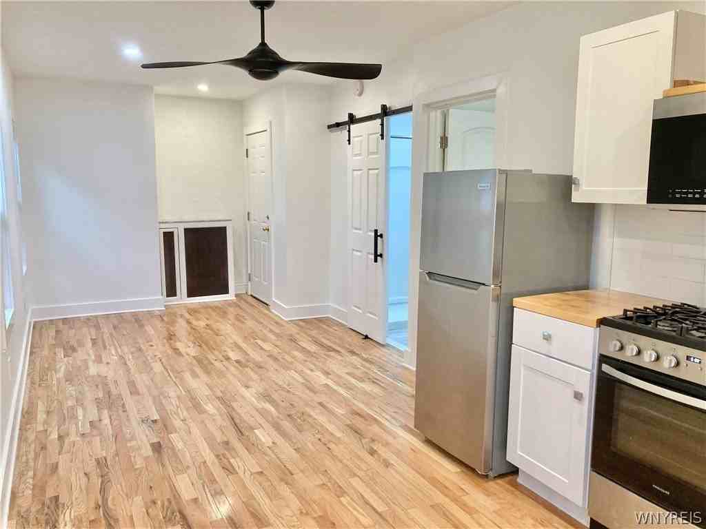 56 Trinity Pl #4 - Photo 5 of 10