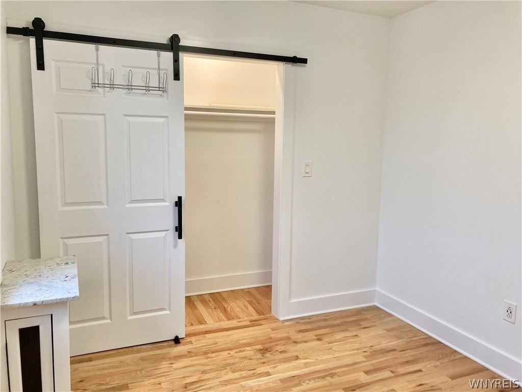 56 Trinity Pl #4 - Photo 7 of 10