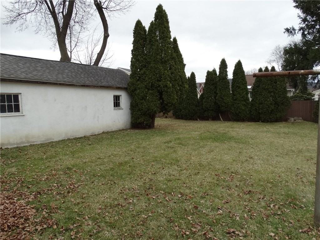 146 Cutler Ave - Photo 3 of 12