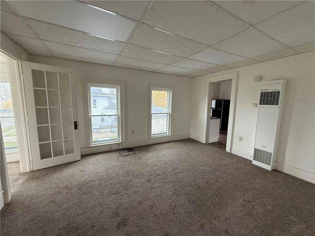 154 Thacher St - Photo 5 of 10