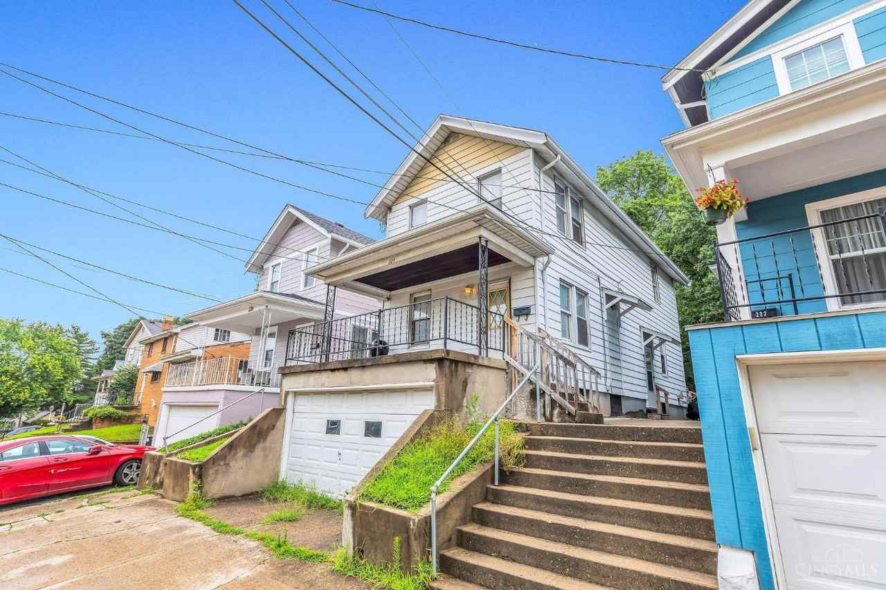 224 Bank Ave - Photo 2 of 22