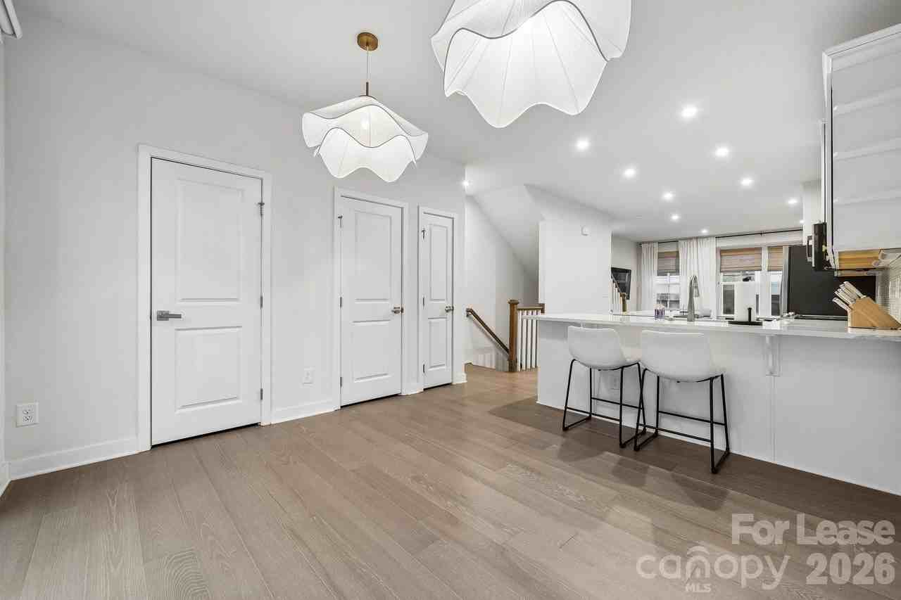 1310 Gleason Way - Photo 7 of 24