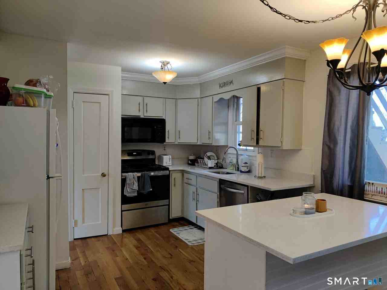 100 Loftus Cir - Photo 5 of 16