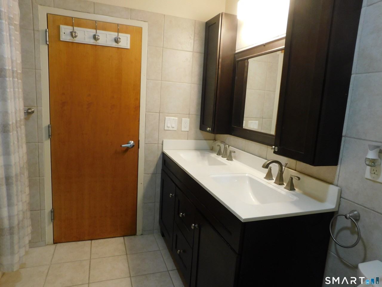 153 Bank St Apt 203 - Photo 7 of 10