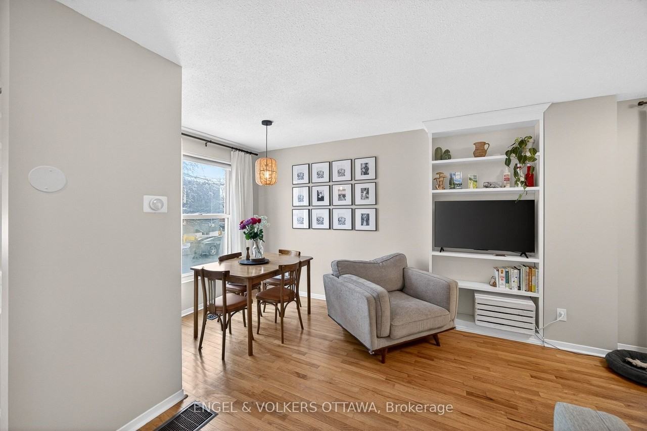 254 Percy St - Photo 6 of 32