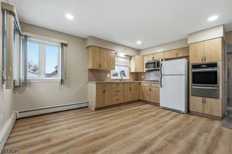 46 Stanley St #2 - Photo 4 of 17