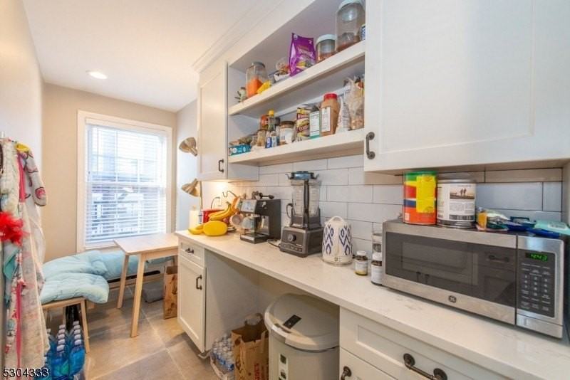 376 Claremont Ave #9 - Photo 3 of 15