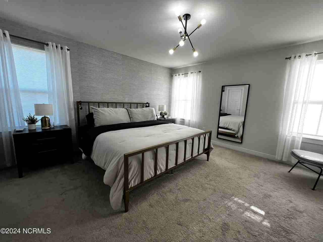 230 Green Lake Rd - Photo 6 of 14