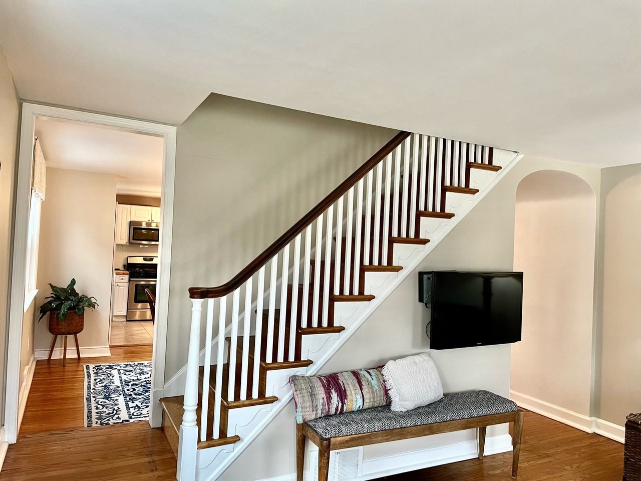 2426 Chestnut Ave - Photo 4 of 19