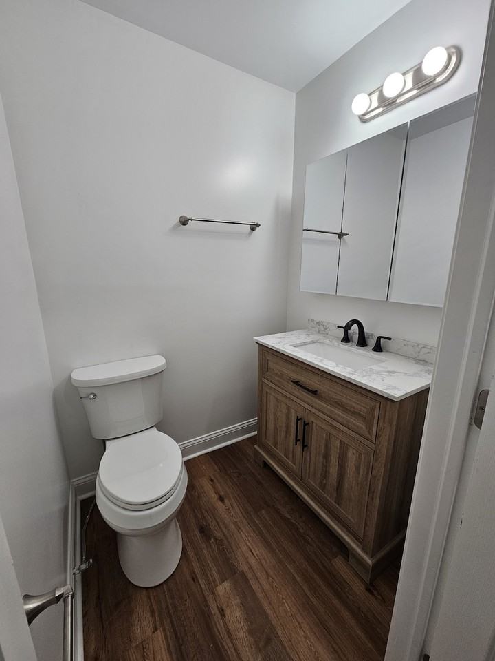 61 Edwards Ave - Photo 6 of 20