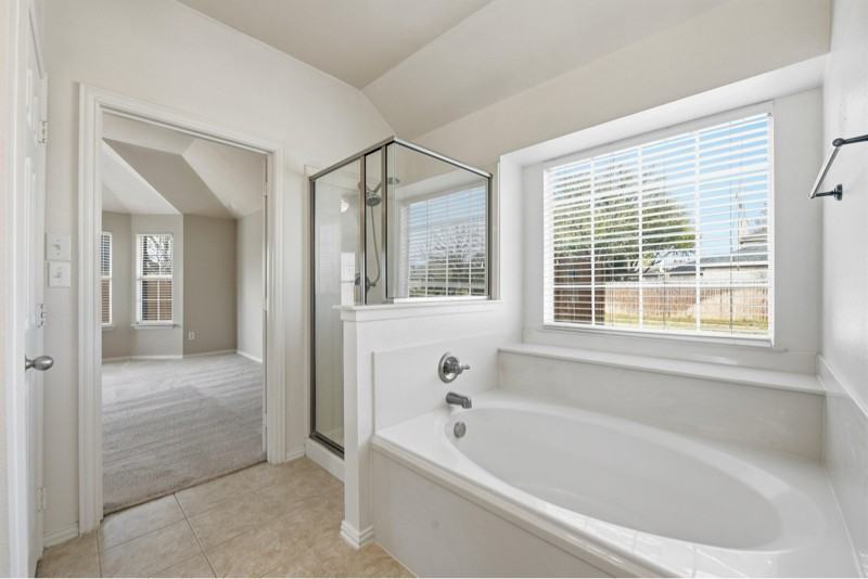 10457 Bear Creek Trl - Photo 7 of 33