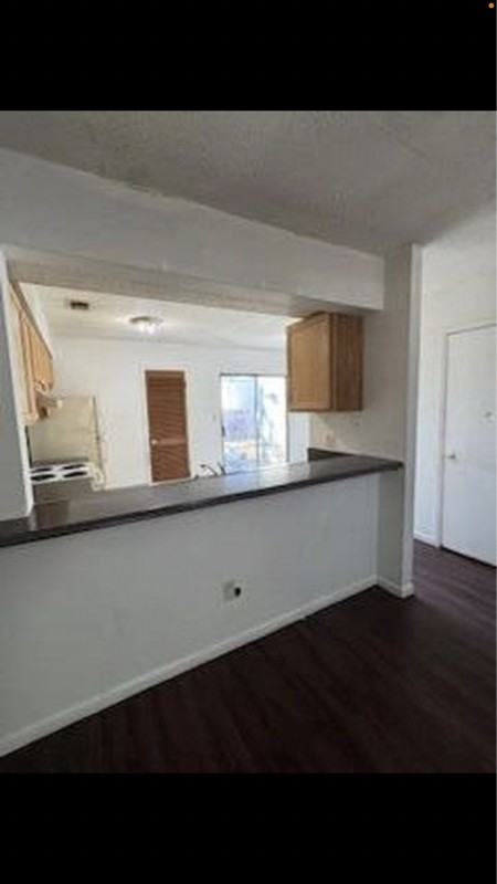 696 Tyner St #20 - Photo 4 of 15