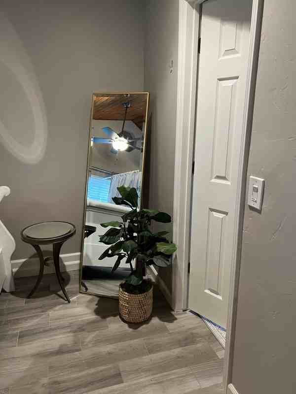 5003 Whitney Ave - Photo 3 of 10