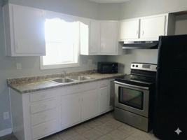 featured image of 1219 E Cherry St