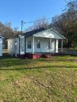 featured image of 467 Southport Rd