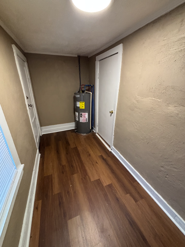 467 Southport Rd - Photo 6 of 14