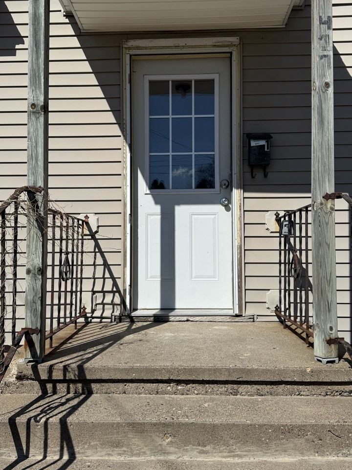 417 E Orange St #1 - Photo 2 of 15