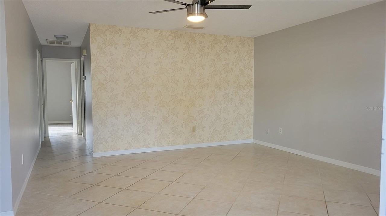 1102 Halton Ct #1102 - Photo 5 of 39