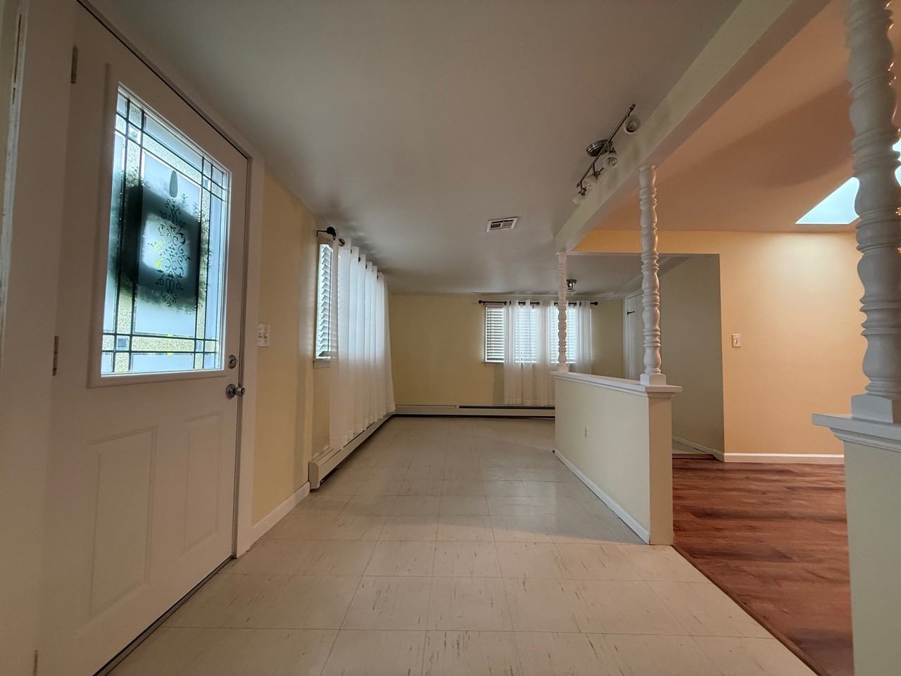 590 Princeton Ave - Photo 2 of 14