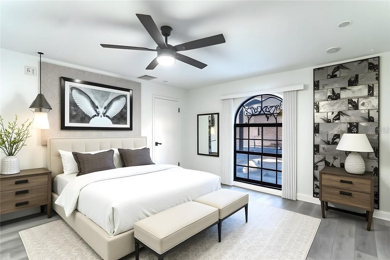 341 Sterling Dr - Photo 5 of 26