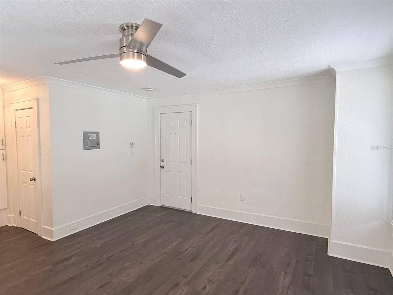 5301 27th Ave S #5 - Photo 3 of 11