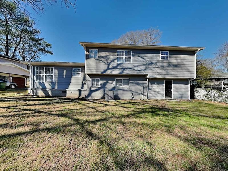 335 Dartmouth Dr Sw #335 - Photo 2 of 15