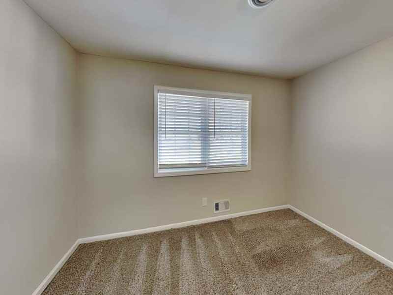 335 Dartmouth Dr Sw #335 - Photo 4 of 15