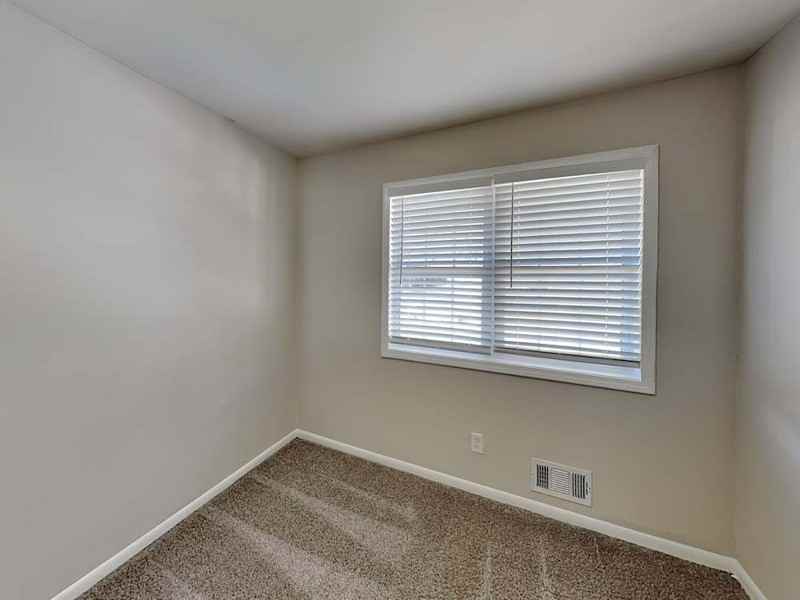 335 Dartmouth Dr Sw #335 - Photo 7 of 15