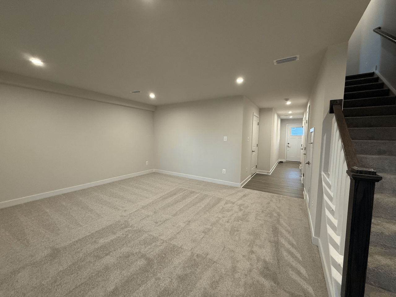 1836 Bergerac Ct - Photo 3 of 18