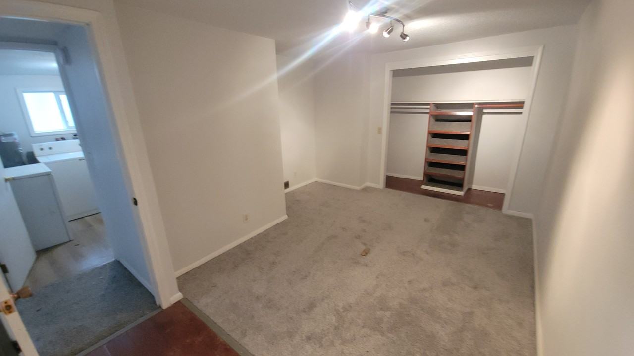 1033A Bullard St #1033A - Photo 6 of 6